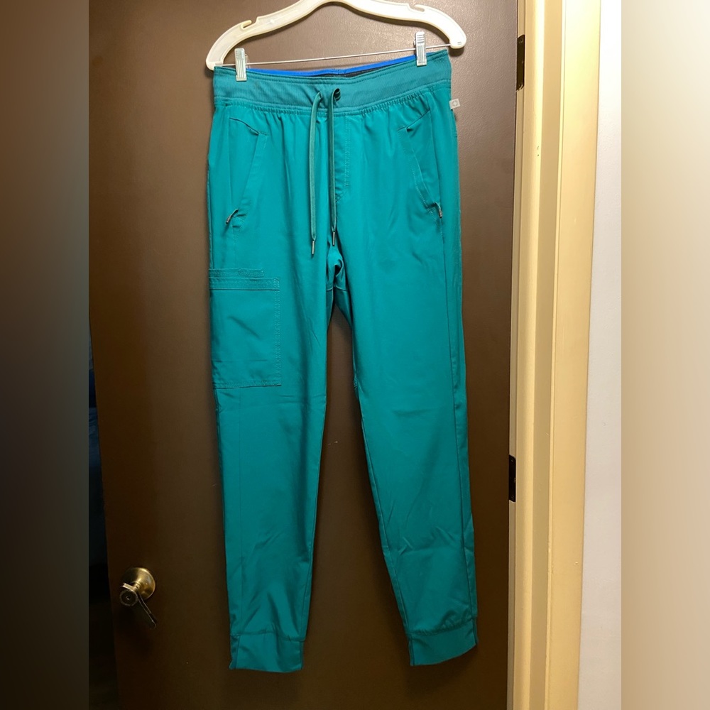 Men’s Cherokee Infinity jogger scrub pants, hunter green